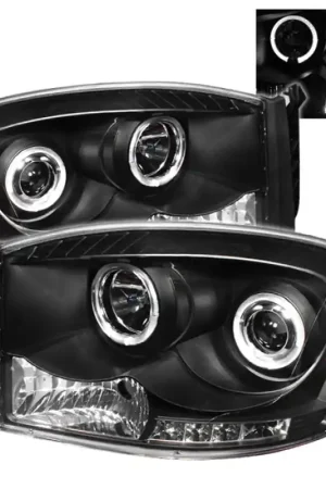 Shop Now Spyder Dodge Ram 1500 06-08/Ram 2500 06-09 Projector Headlights LED Halo LED Blk PRO-YD-DR06-HL-BK