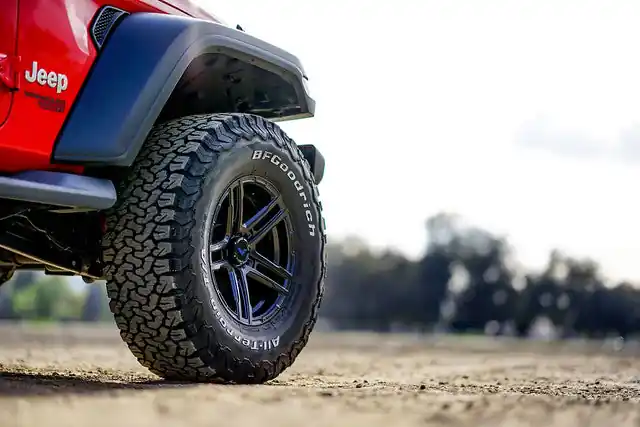 VR602 17x9 6x139.7 -12et 106 Hub Coal Black Exclusive