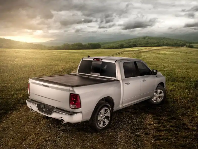 Roll-N-Lock 15-18 Ford F-150 SB 77-3/8in M-Series Retractable Tonneau Cover Flash Sale