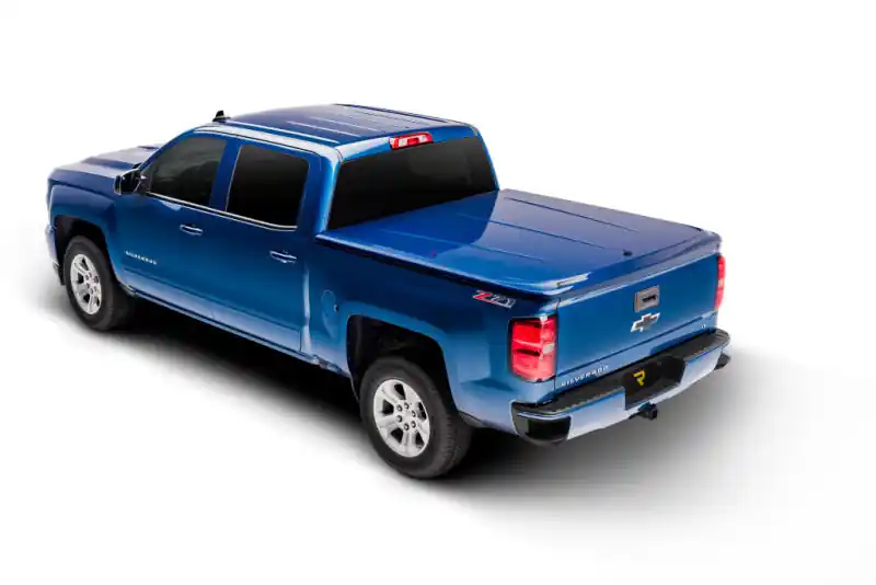 Clearance UnderCover 17-20 Honda Ridgeline 5ft SE Smooth Bed Cover - Ready To Paint