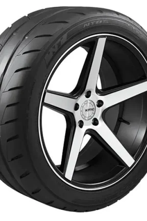 Discount Nitto NT05 Tire 245/40R18 97W XL ::