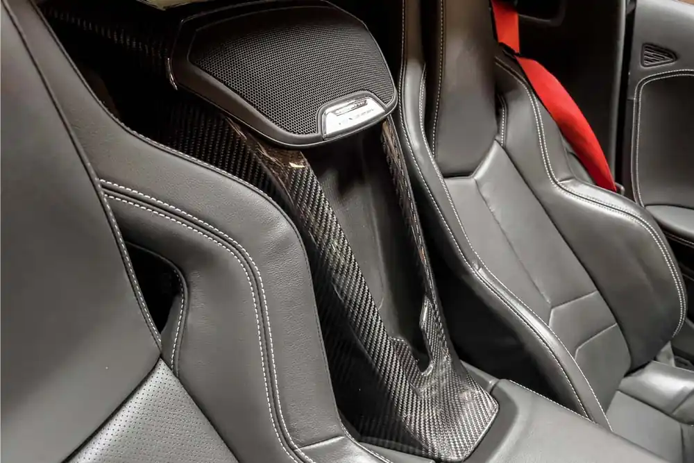 C8 Corvette Interior Waterfall Console Cover, Carbon Fiber :: 2020-2025 C8 Corvette Stingray & Z51 Crafted